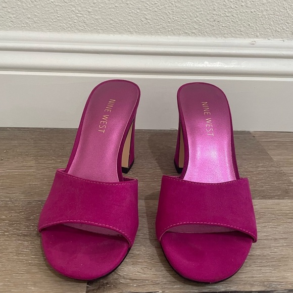 Nine West Women's Pink Suede Open Toe Heels Size 4 - Picture 3 of 7